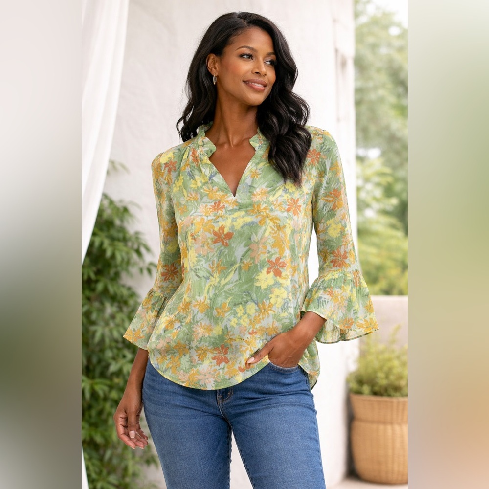 Jade Melody Tam- Green Floral V-Neck Ruffle Sleeve Blouse Size XS